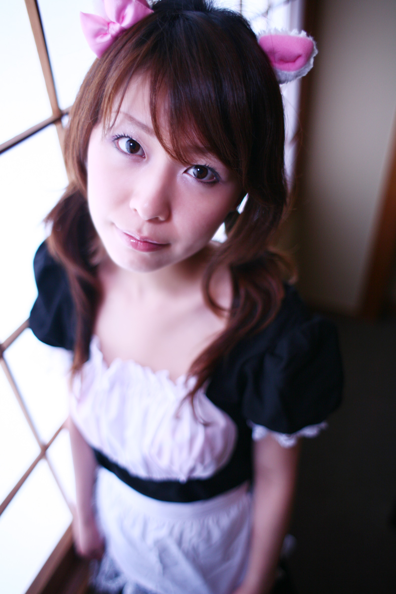 nao, highres, photo (medium), animal ears, apron, cat ears, cosplay, hair ribbon, maid, maid apron, ribbon, twintails