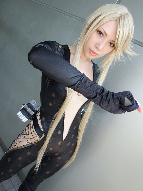aya (model), kasuga, sengoku basara, photo (medium), blonde hair, breasts, cleavage, cosplay, knife, ninja, skin tight