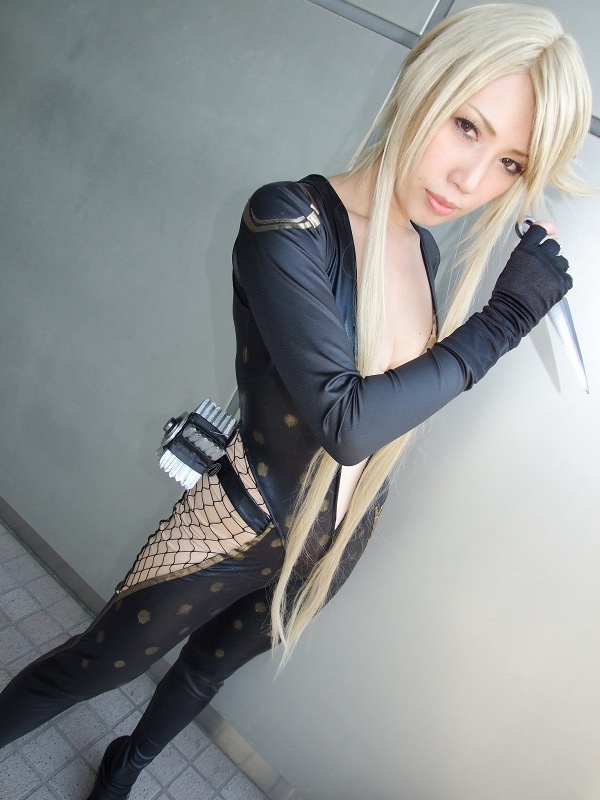 aya (model), kasuga, sengoku basara, photo (medium), blonde hair, breasts, cleavage, cosplay, knife, ninja, skin tight