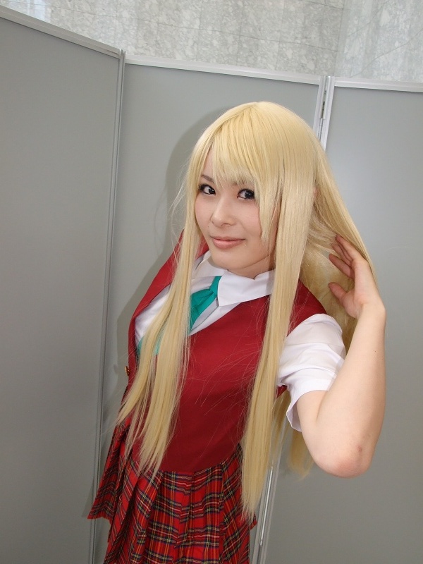 mio (cosplayer), yukihiro ayaka, mahou sensei negima!, photo (medium), blonde hair, cosplay, kneehighs, school uniform, serafuku, socks