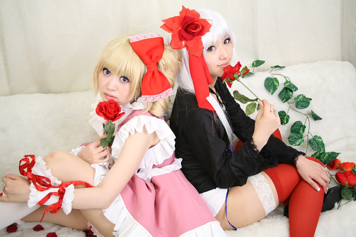saya (cosplayer), tsugihagi mishin, photo (medium), bow, cosplay, flower, hair bow, kneehighs, lace, meidi, panties, petals, pink sweet maple, pinksweets ibara sore kara, ribbon, rose, socks, thighhighs, underwear