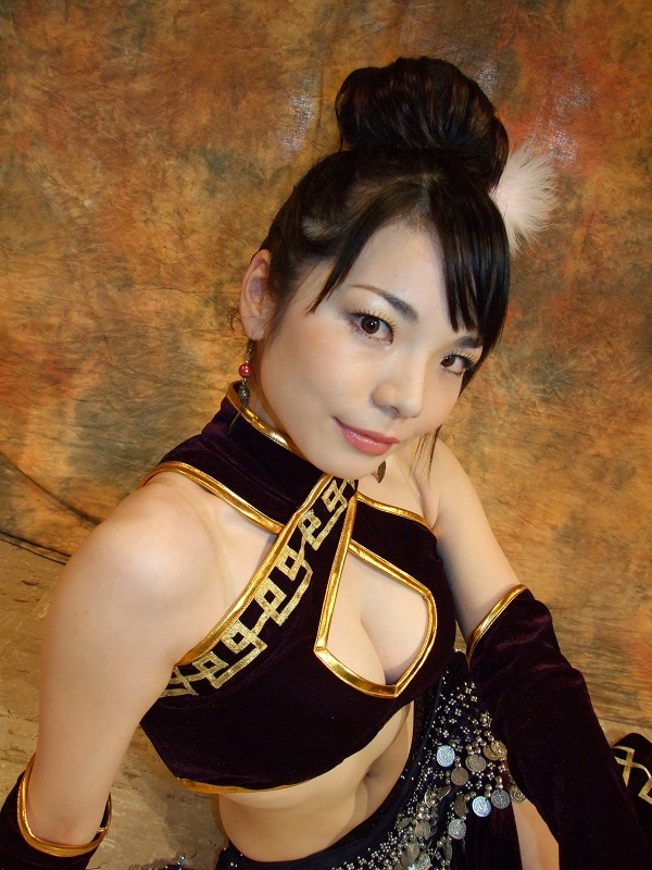 zhen ji, shin sangoku musou, photo (medium), tagme, breasts, cleavage, cosplay, midriff