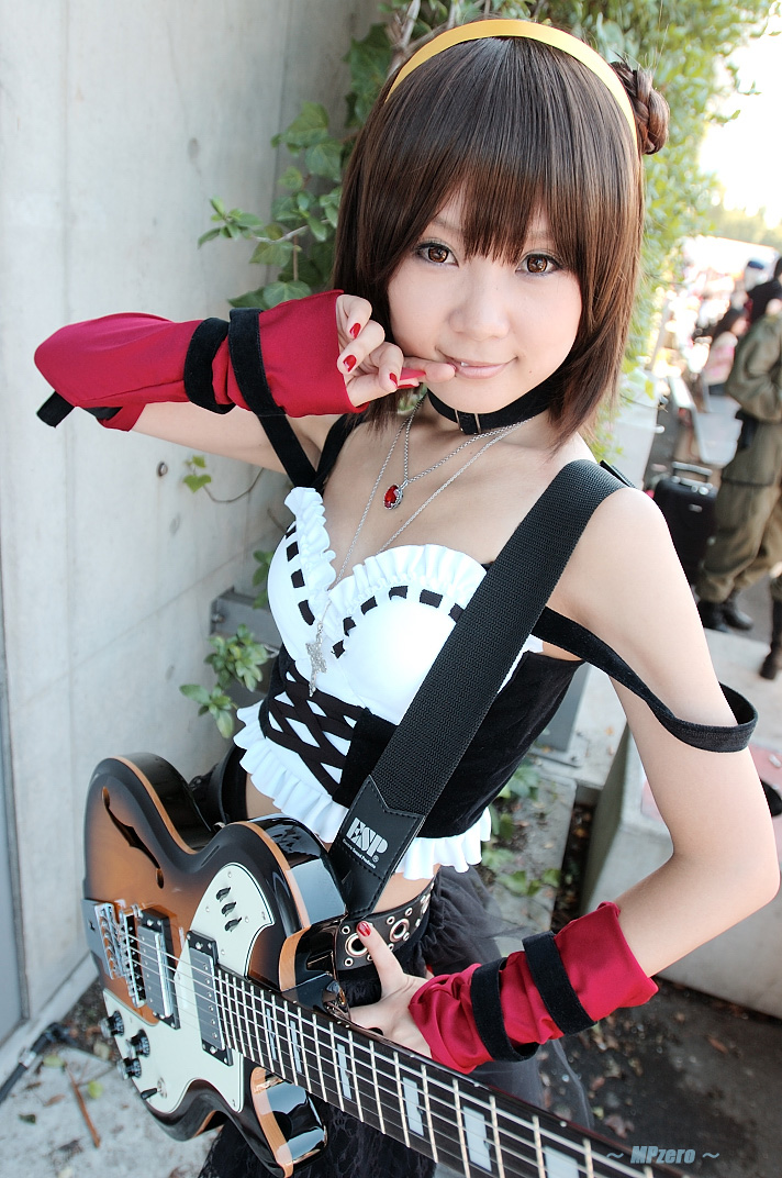 hiromichi, suzumiya haruhi, suzumiya haruhi no yuuutsu, fishnet legwear, photo (medium), belt, cosplay, elbow gloves, fishnets, gloves, guitar, hairband, instrument, kneehighs, single kneehigh, single sock, single thighhigh, socks, thighhighs