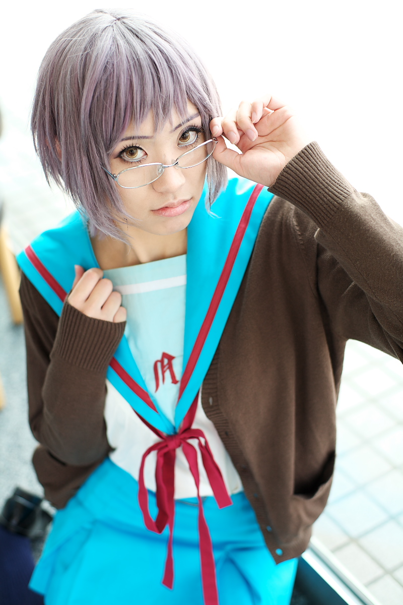 nagato yuki, suzumiya haruhi no yuuutsu, highres, photo (medium), cardigan, cosplay, glasses, kneehighs, sailor, school uniform, serafuku, socks, tamaki shuri