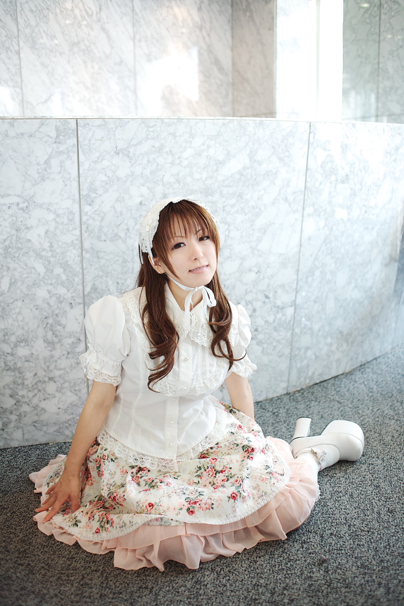 tatsu, highres, photo (medium), tagme, bonnet, kneehighs, lace, socks
