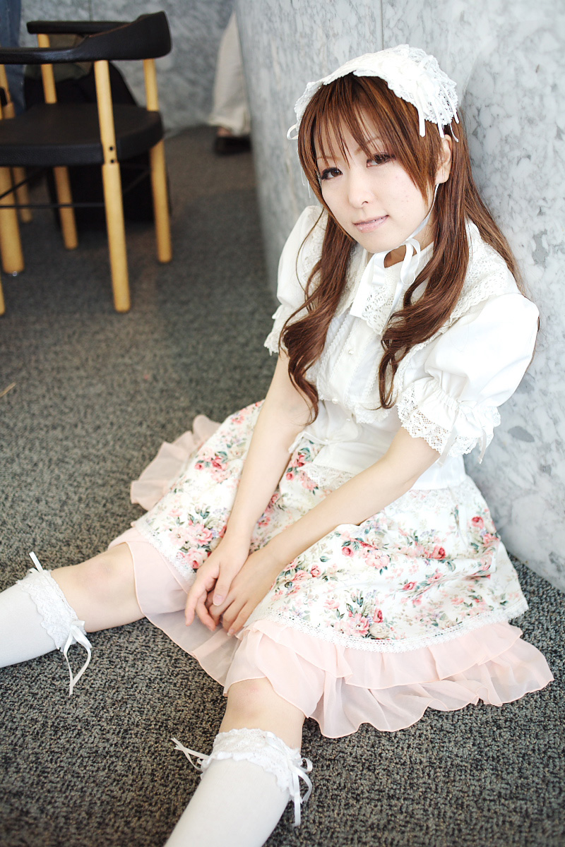 tatsu, highres, photo (medium), tagme, bonnet, kneehighs, lace, socks