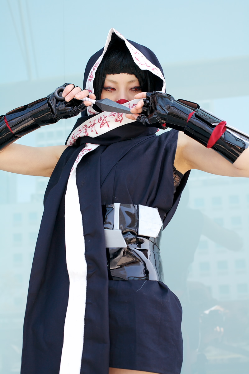 ari (model), okuzaki akira, my-hime, highres, photo (medium), cloak, cosplay, gloves, kunai, ninja, weapon