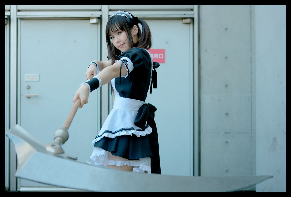 airi (queen's blade), queen's blade, photo (medium), airi (queen's blade) (cosplay), apron, cosplay, maid, maid apron, ribbon, scythe, twintails
