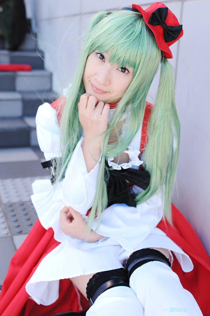 c.c., code geass, natsuki, photo (medium), cosplay, frills, green hair, hat, thighhighs, twintails
