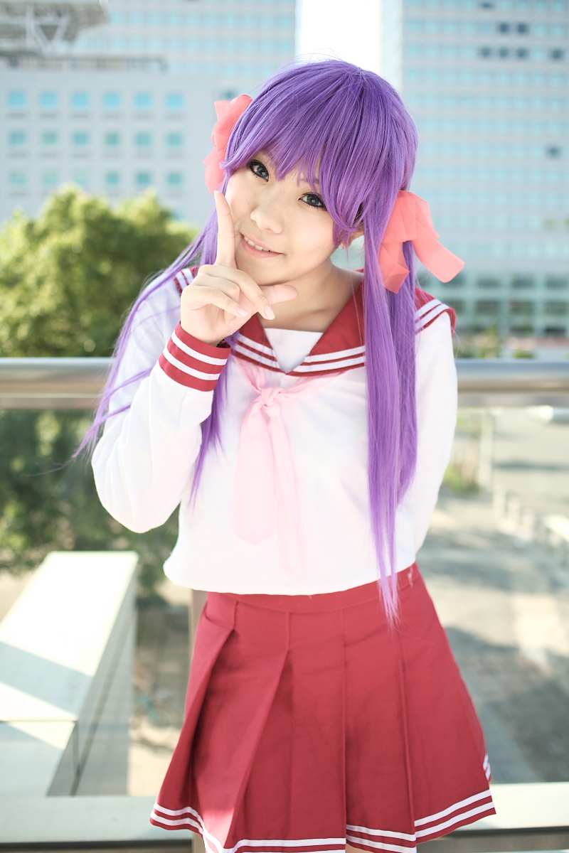 hiiragi kagami, kanazaki shino, lucky star, highres, photo (medium), bow, cosplay, hair bow, hair ribbon, purple hair, ribbon, sailor, school uniform, serafuku, twintails