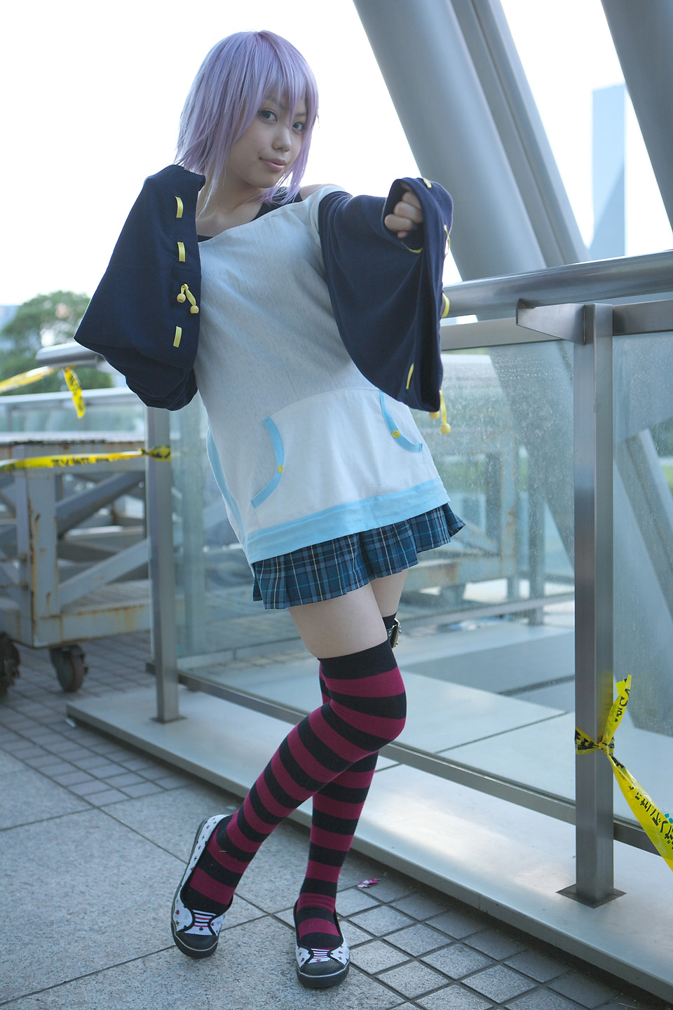 shirayuki mizore, rosario+vampire, striped, highres, photo (medium), belt as garter, cosplay, kaieda kae, purple hair, tank top, thighhighs