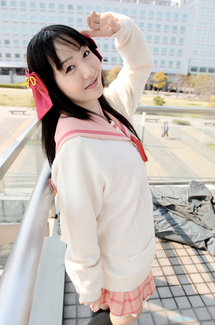 strawberry panic!, character request, photo (medium), source request, bow, cardigan, cosplay, hair bow, kneehighs, school uniform, serafuku, socks, suzumiya kirika