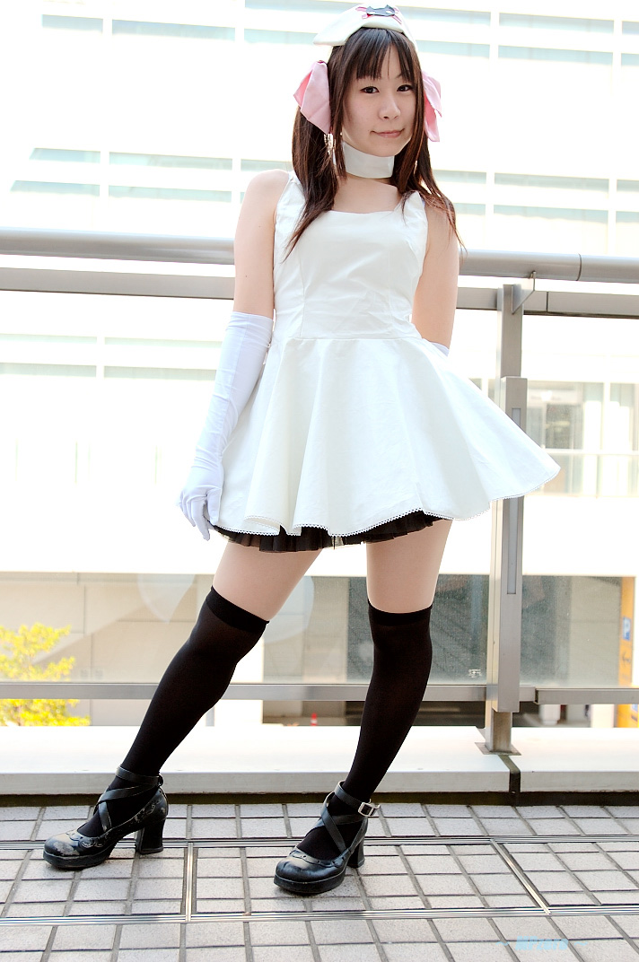 kirekawa saku (model), ruriko nasu, pure trance, photo (medium), 1girl, asian, bow, breasts, cosplay, elbow gloves, female focus, gloves, hair bow, long hair, looking at viewer, nurse, ruriko nasu (cosplay), small breasts, solo, thighhighs, twintails, zettai ryouiki