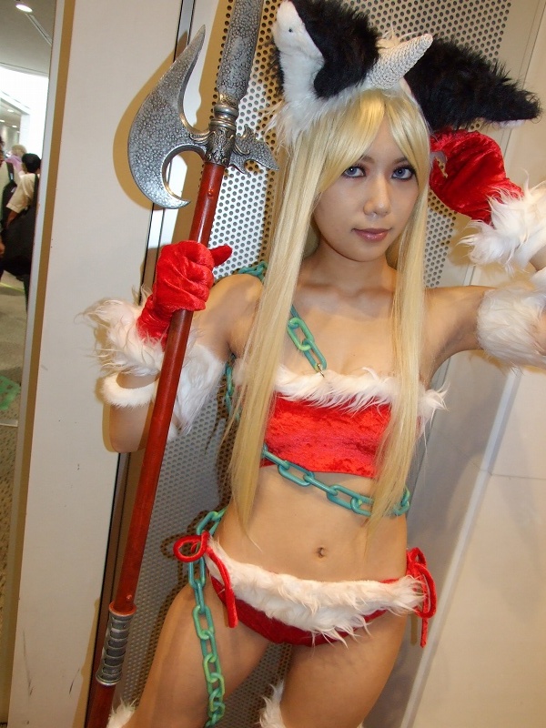 kisaragi towa, riesz, seiken densetsu, seiken densetsu 3, photo (medium), 1girl, animal ears, blonde hair, bra, cat ears, chain, cosplay, female focus, horns, lingerie, polearm, riesz (cosplay), santa costume, single horn, solo, underwear, weapon