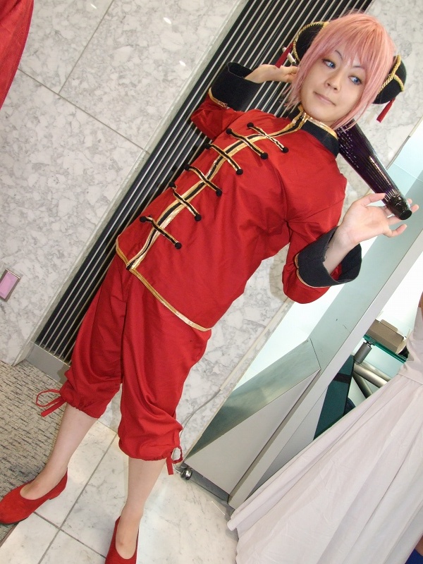 kagura (gintama), gintama, photo (medium), changshan, chinese clothes, cosplay, hairpods, pink hair, umbrella, yu kaname