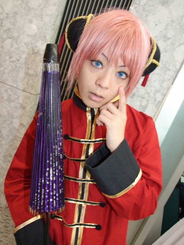 kagura (gintama), gintama, photo (medium), chinese clothes, cosplay, hairpods, pink hair, umbrella, yu kaname