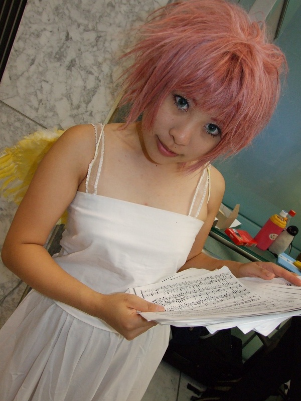 harpy (puyopuyo), sora (model), madou monogatari, puyopuyo, photo (medium), cosplay, dress, harpy, monster girl, pink hair, sheet music, wings