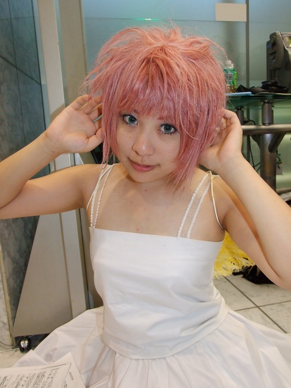 sora (model), madou monogatari, puyopuyo, photo (medium), cosplay, dress, harpy, monster girl, pink hair, sheet music, wings