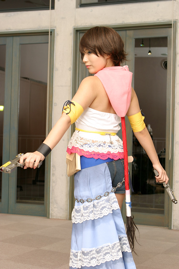 suzukaze yuuki, yuna, final fantasy, final fantasy x, final fantasy x-2, photo (medium), cosplay, gun, weapon