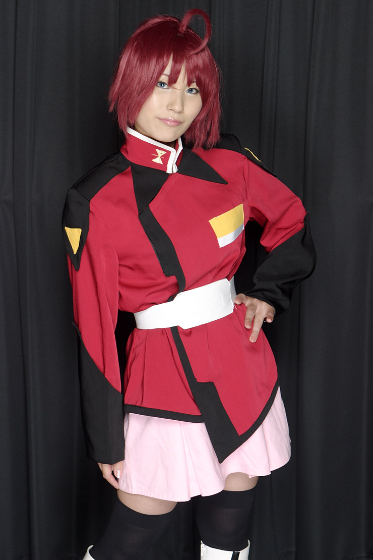 suzukaze yuuki, lunamaria hawke, gundam, gundam seed, gundam seed destiny, photo (medium), boots, cosplay, gun, red hair, thighhighs, weapon