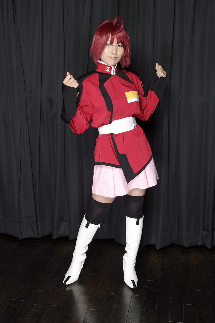 suzukaze yuuki, lunamaria hawke, gundam, gundam seed, gundam seed destiny, photo (medium), boots, cosplay, gun, red hair, thighhighs, weapon