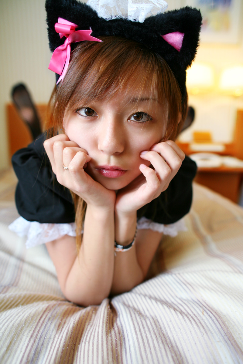 maya, highres, photo (medium), animal ears, apron, bed, cat ears, cosplay, maid, maid apron