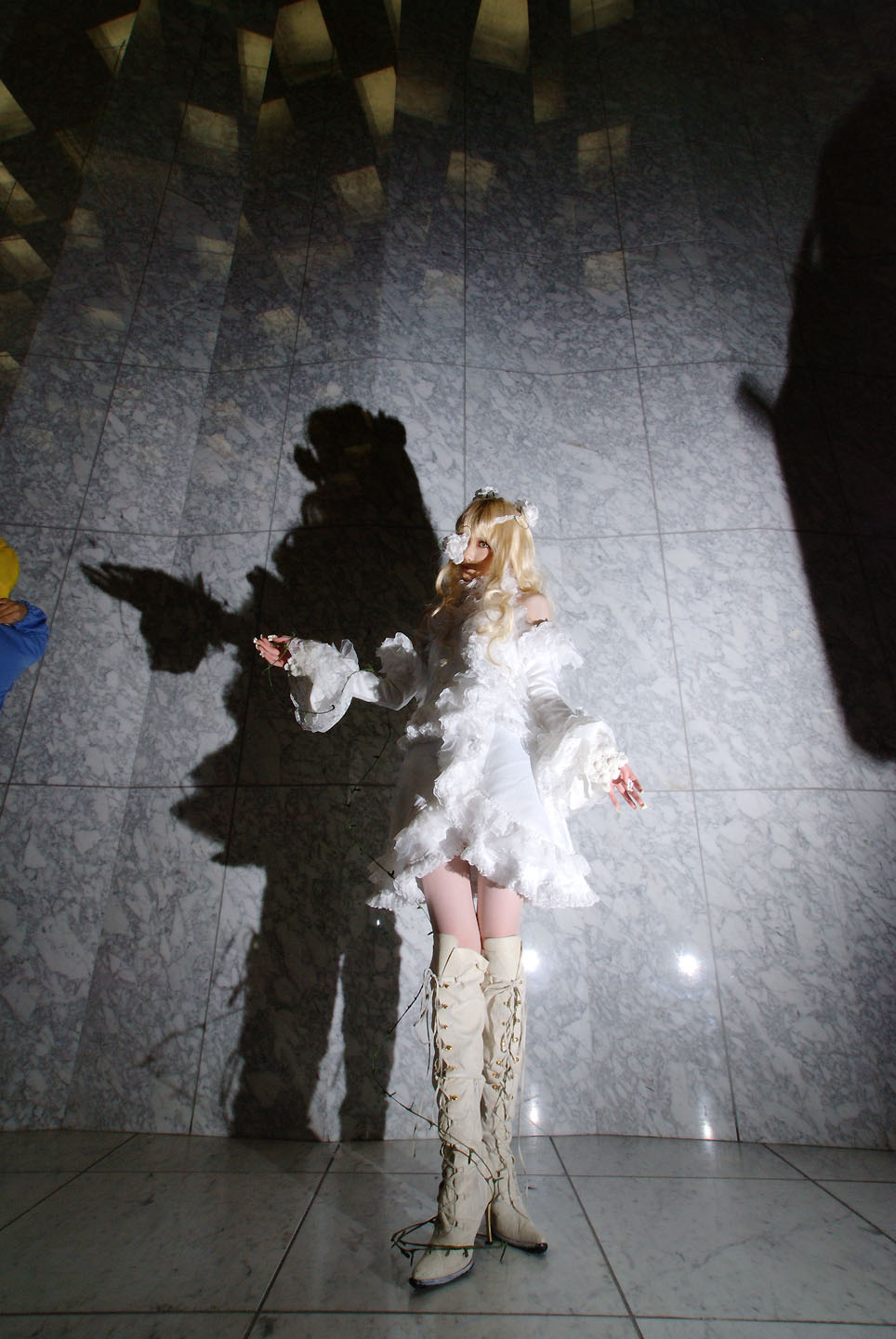 houtou singi (model), kirakishou, rozen maiden, highres, photo (medium), blonde hair, boots, cosplay, dress, eyepatch, flower, frills