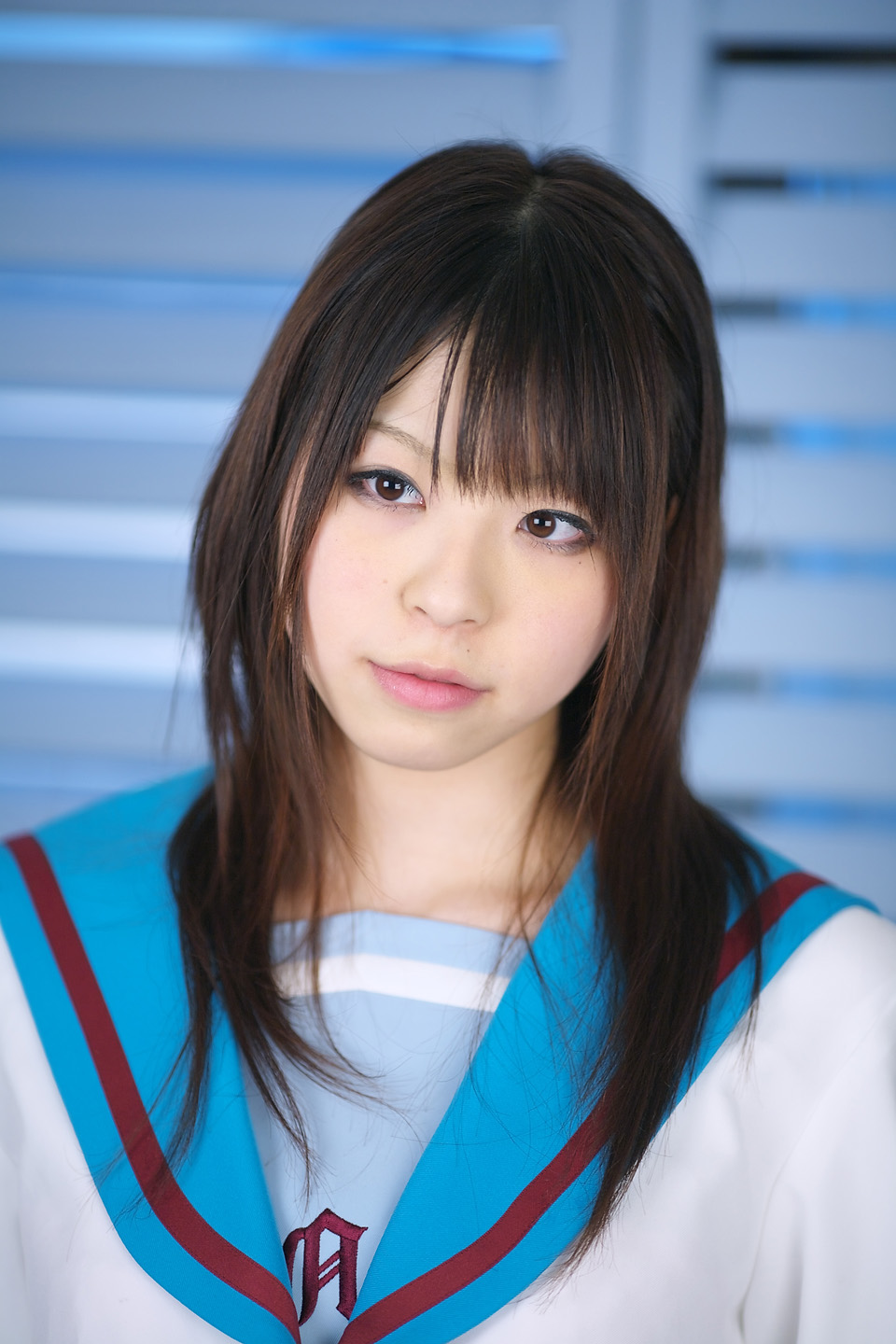 katou mari, asahina mikuru, suzumiya haruhi no yuuutsu, highres, photo (medium), cosplay, sailor, school uniform, serafuku