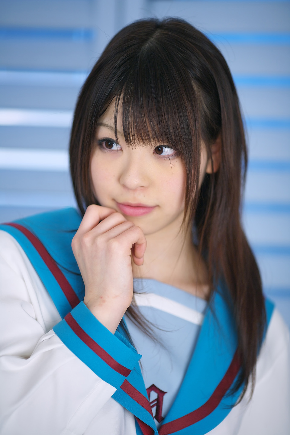 katou mari, asahina mikuru, suzumiya haruhi no yuuutsu, highres, photo (medium), cosplay, sailor, school uniform, serafuku