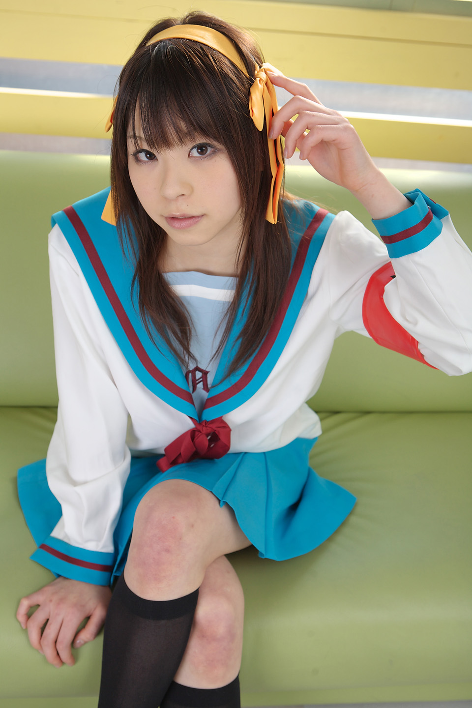 katou mari, suzumiya haruhi, suzumiya haruhi no yuuutsu, highres, photo (medium), armband, cosplay, kneehighs, sailor, school uniform, serafuku, socks