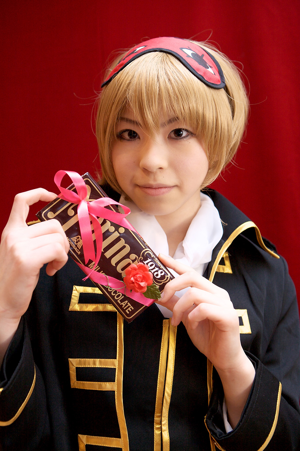 katou mari, okita sougo, gintama, highres, photo (medium), blonde hair, candy, candy bar, cosplay, eye mask, food