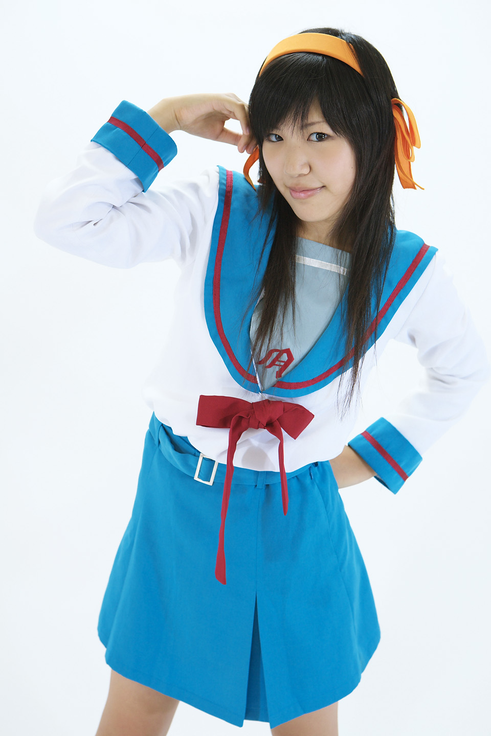 suzumiya haruhi, suzumiya haruhi no yuuutsu, highres, photo (medium), cosplay, hair ribbon, minazuki naru, ribbon, sailor, school uniform, serafuku