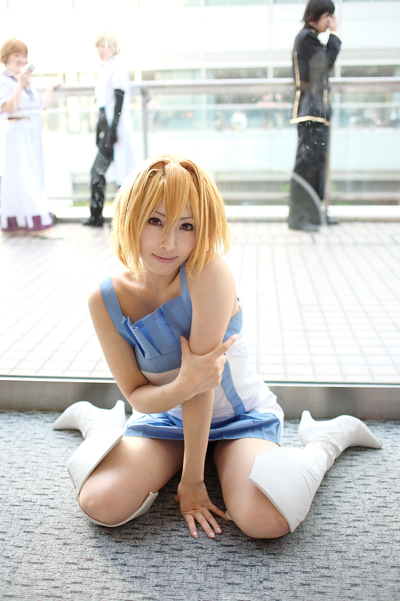 stellar loussier, gundam, gundam seed, gundam seed destiny, highres, photo (medium), source request, blonde hair, boots, cosplay, stellar loussier (cosplay), tsukiichi