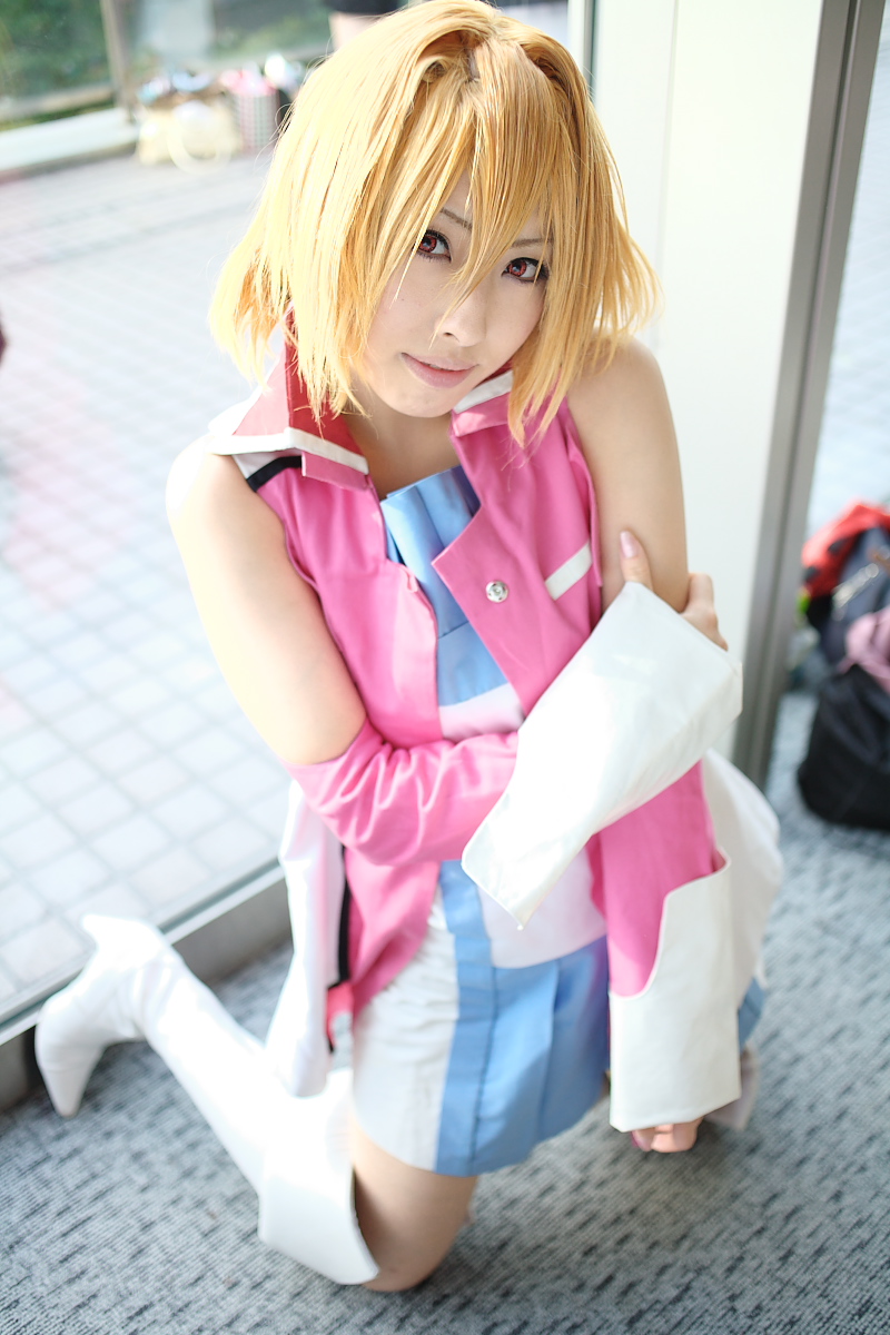 stellar loussier, gundam, gundam seed, gundam seed destiny, highres, photo (medium), source request, blonde hair, boots, cosplay, stellar loussier (cosplay), tsukiichi