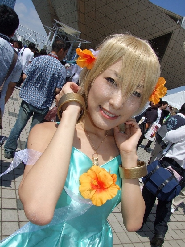 koucha remon, cagalli yula athha, gundam, gundam seed, gundam seed destiny, photo (medium), blonde hair, cosplay, dress, flower, gown
