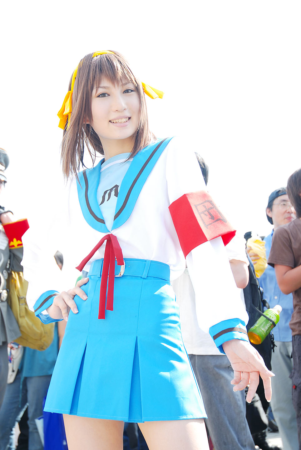 suzumiya haruhi, suzumiya haruhi no yuuutsu, highres, photo (medium), armband, cosplay, hair ribbon, kamijou yuzuru, ribbon, sailor, school uniform, serafuku
