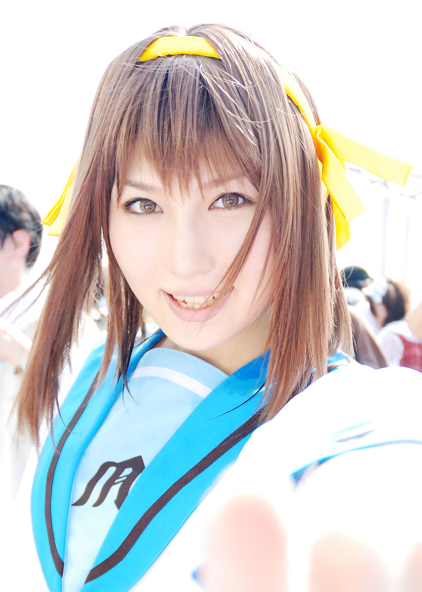 suzumiya haruhi, suzumiya haruhi no yuuutsu, highres, photo (medium), cosplay, hair ribbon, kamijou yuzuru, ribbon, sailor, school uniform, serafuku