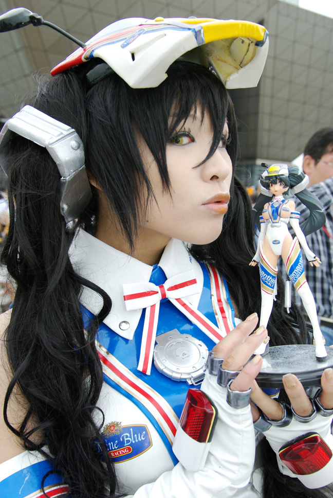 kobayakawa saiko (model), mine blue, private material romantis, photo (medium), bodysuit, cosplay, elbow gloves, gloves, helmet, motorcycle parts, twintails