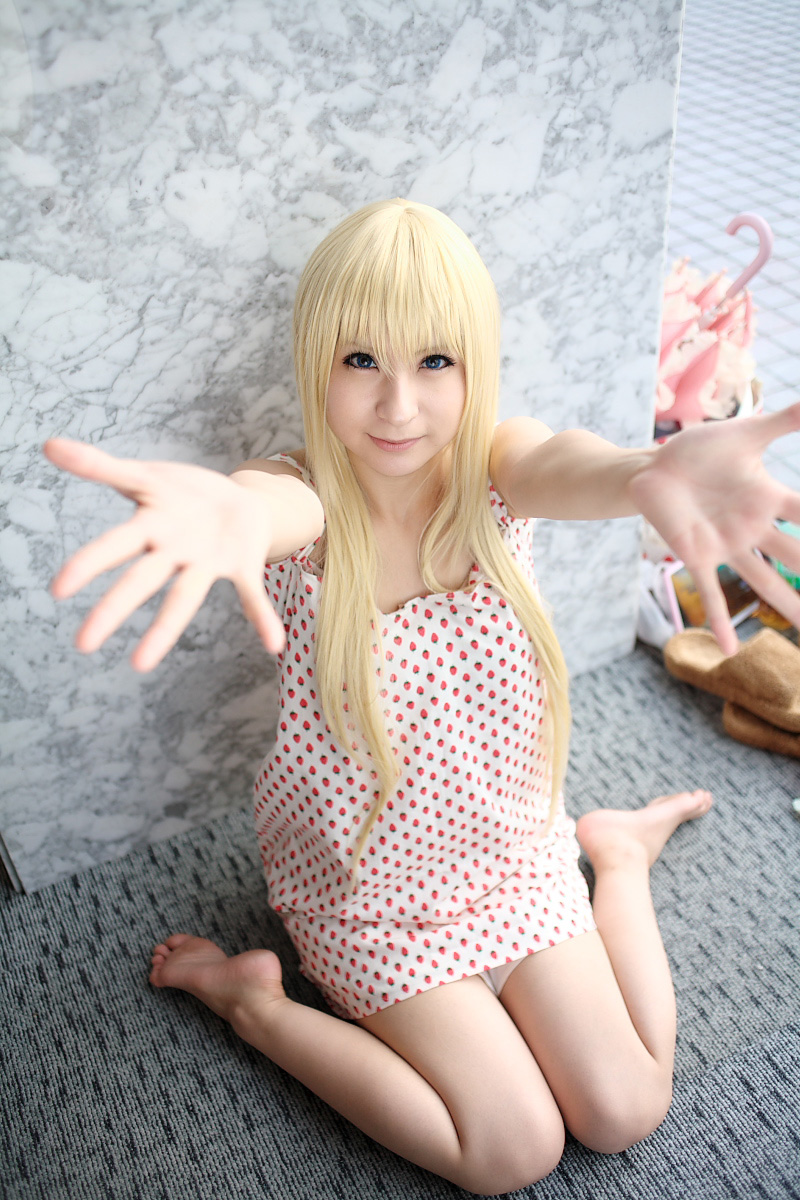 ana coppola, ichigo mashimaro, highres, photo (medium), amamiya laiko, blonde hair, cosplay, dress, strawberry pattern