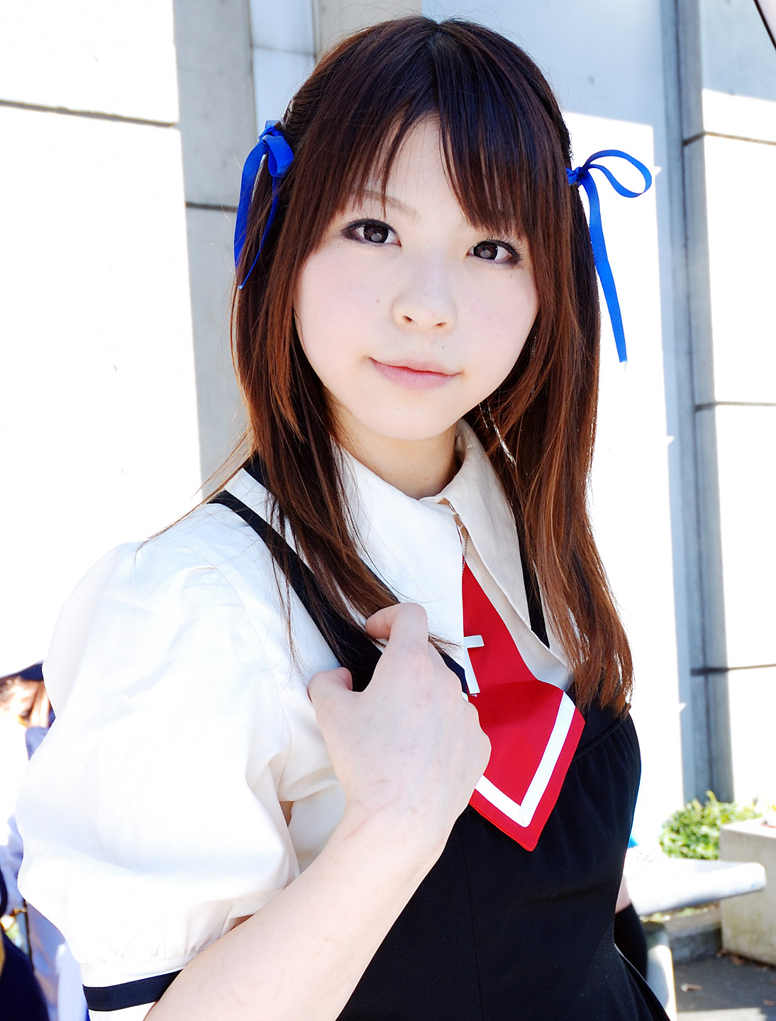 katou mari, toono minagi, air (visual novel), highres, photo (medium), cosplay, hair ribbon, ribbon, school uniform, serafuku