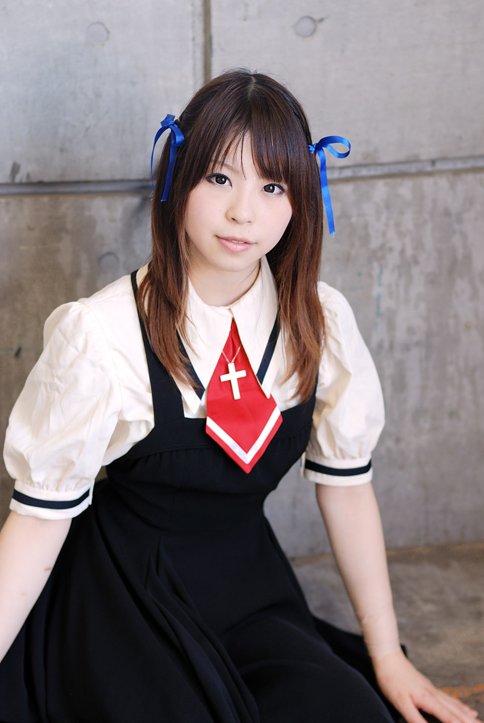 katou mari, toono minagi, air (visual novel), highres, photo (medium), cosplay, hair ribbon, ribbon, school uniform, serafuku