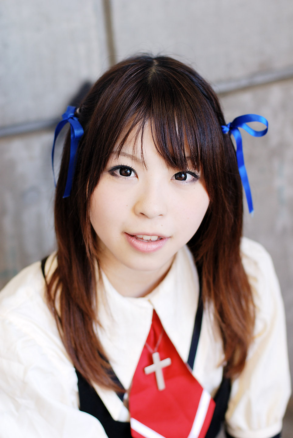 katou mari, toono minagi, air (visual novel), highres, photo (medium), cosplay, hair ribbon, ribbon, school uniform, serafuku