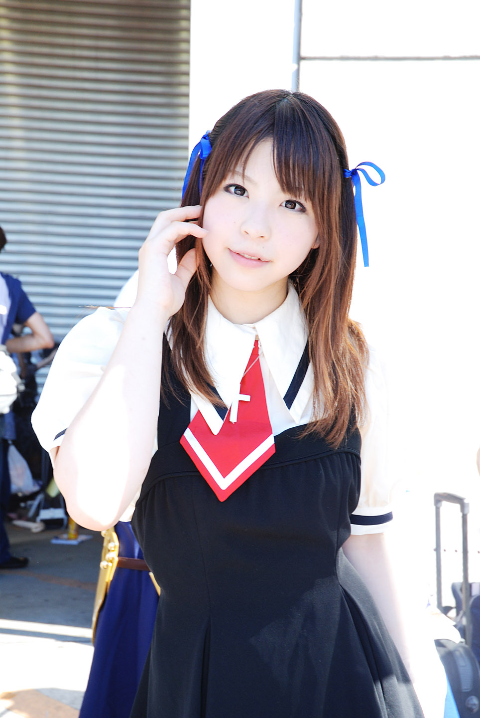 katou mari, toono minagi, air (visual novel), highres, photo (medium), cosplay, hair ribbon, ribbon, school uniform, serafuku