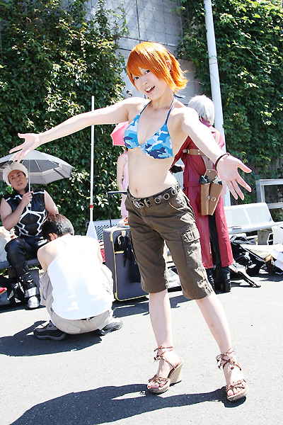 amanone shun, dante (devil may cry), nami (one piece), nami (one piece) (skypiea), capcom, devil may cry (series), one piece, photo (medium), 2girls, 3boys, asian, belt, bench, bikini, bikini top only, boots, bracelet, brown eyes, camouflage, cargo shorts, cosplay, dante (cosplay), feet, full body, gun, jacket, jewelry, long coat, looking at viewer, midriff, multiple boys, multiple girls, nami (one piece) (cosplay), orange hair, outdoors, pink umbrella, plant, red jacket, sandals, shorts, shoulder tattoo, skypiea, smile, standing, swimsuit, tattoo, umbrella, weapon, wedge heels, white hair