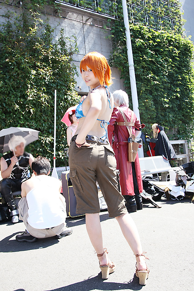 amanone shun, dante (devil may cry), nami (one piece), nami (one piece) (skypiea), capcom, devil may cry (series), one piece, character request, photo (medium), asian, back, belt, bench, bikini, bikini top only, blonde hair, boots, brown eyes, camouflage, cape, cargo shorts, cosplay, dante (cosplay), female focus, full body, gun, hand on own hip, hip focus, jacket, long hair, looking at viewer, midriff, nami (one piece) (cosplay), orange hair, outdoors, over shoulder, pink umbrella, plant, red jacket, sandals, shorts, skypiea, smile, standing, swimsuit, tattoo, umbrella, weapon, wedge heels, wedges, white hair