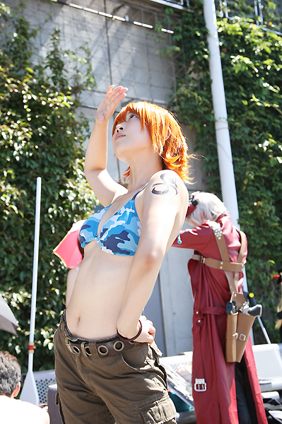 amanone shun, dante (devil may cry), nami (one piece), nami (one piece) (skypiea), capcom, devil may cry (series), one piece, photo (medium), asian, belt, bench, bikini, bikini top only, black pants, bracelet, brown eyes, camouflage, cargo shorts, cosplay, dante (cosplay), gun, hand on own hip, hip focus, jacket, jewelry, long coat, midriff, nami (one piece) (cosplay), orange hair, pants, pink umbrella, red jacket, shorts, shoulder tattoo, skypiea, standing, swimsuit, tattoo, umbrella, weapon, white hair