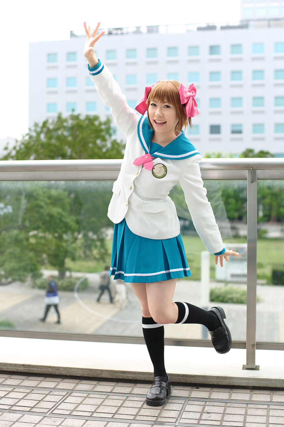 chippi, amami haruka, idolmaster, idolmaster (classic), highres, photo (medium), 1girl, amami haruka (cosplay), asian, black shoes, blazer, blue eyes, bow, brown hair, color contacts, cosplay, female focus, hair bow, jacket, kneehighs, loafers, looking at viewer, outdoors, school uniform, serafuku, shoes, short hair, smile, socks, solo