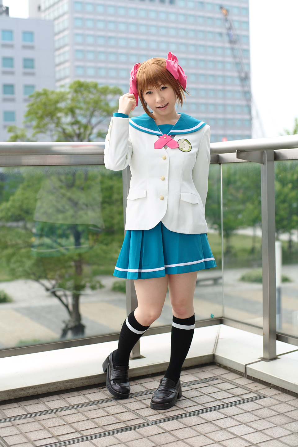 chippi, amami haruka, idolmaster, idolmaster (classic), highres, photo (medium), 1girl, amami haruka (cosplay), asian, black shoes, blazer, blue eyes, bow, brown hair, color contacts, cosplay, female focus, hair bow, jacket, kneehighs, loafers, looking at viewer, outdoors, sailor, school uniform, serafuku, shoes, short hair, socks, solo