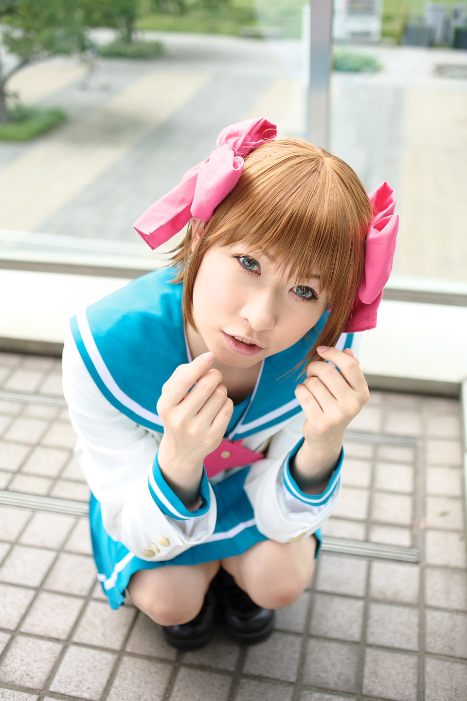 chippi, amami haruka, idolmaster, idolmaster (classic), highres, photo (medium), 1girl, amami haruka (cosplay), asian, black shoes, blazer, blue eyes, bow, brown hair, color contacts, cosplay, female focus, hair bow, jacket, kneehighs, loafers, looking at viewer, outdoors, sailor, school uniform, serafuku, shoes, short hair, socks, solo
