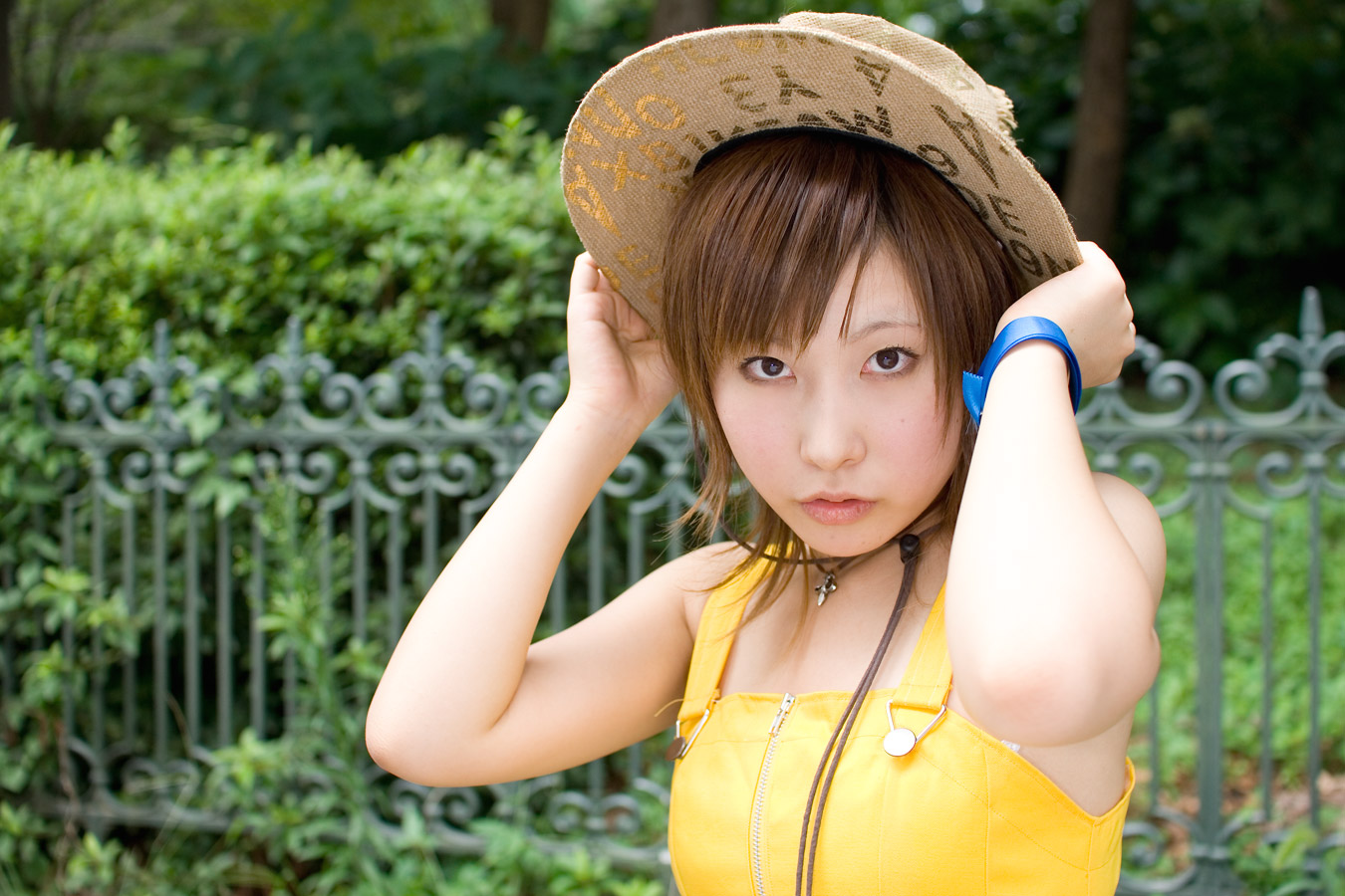 yan dolphin, selphie tilmitt, final fantasy, final fantasy viii, photo (medium), cosplay, dress, hat, selphie tilmitt (cosplay), straw hat